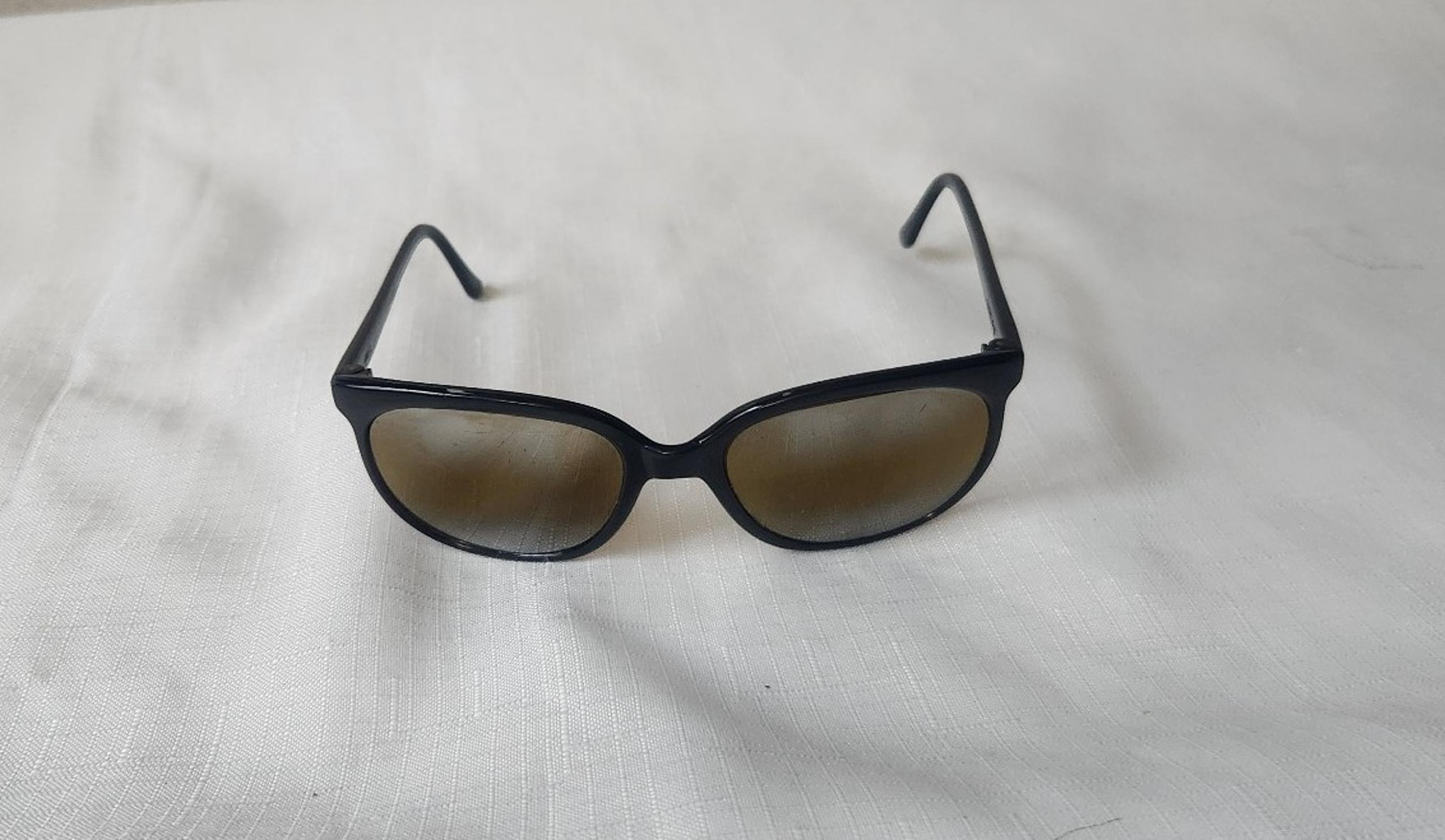 Vuarnet France Pouilloux 002 Sunglasses Vintage Rare Unisex Black glasses Rare