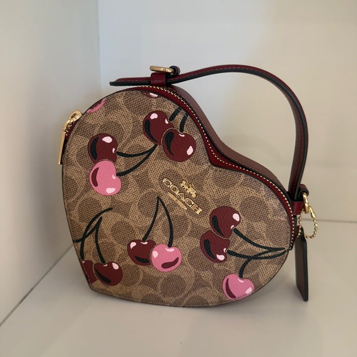 Coach Heart Crossbody Bag In Signature Canvas With Cherry Print cy706