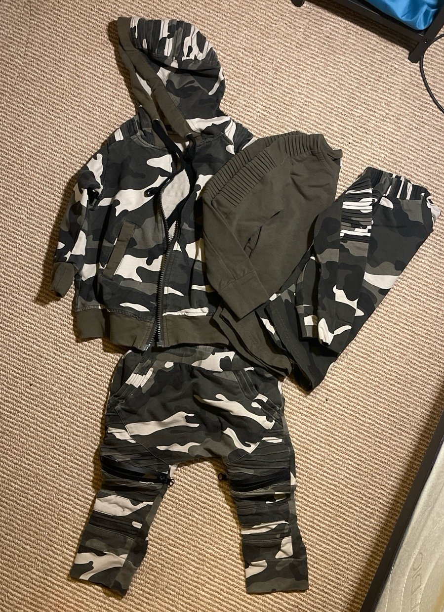 Posh Kiddos 2T camo bundle joggers, zip hoodie, long sleeves