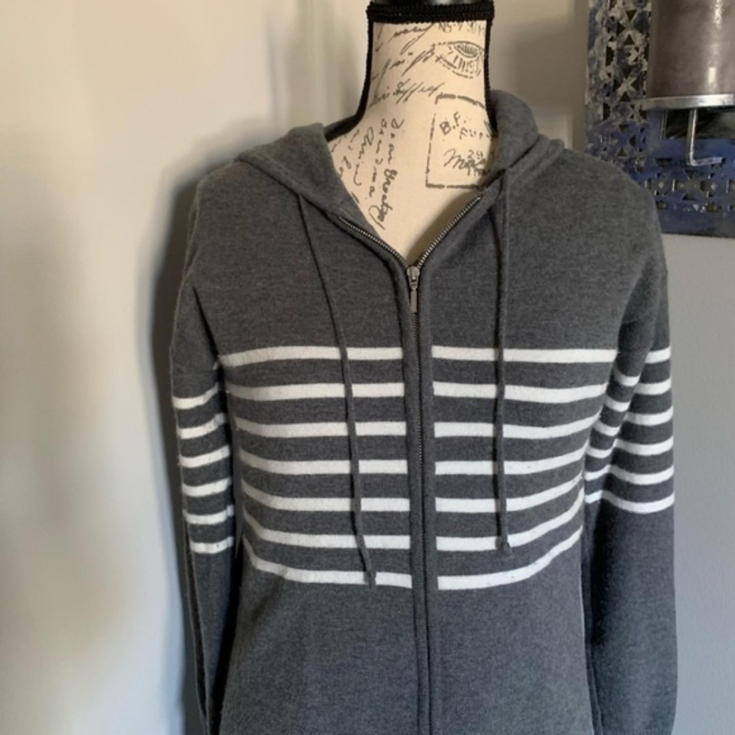 GAP XS grey sweater hoodie with horizontal stripes full zipper Y2K