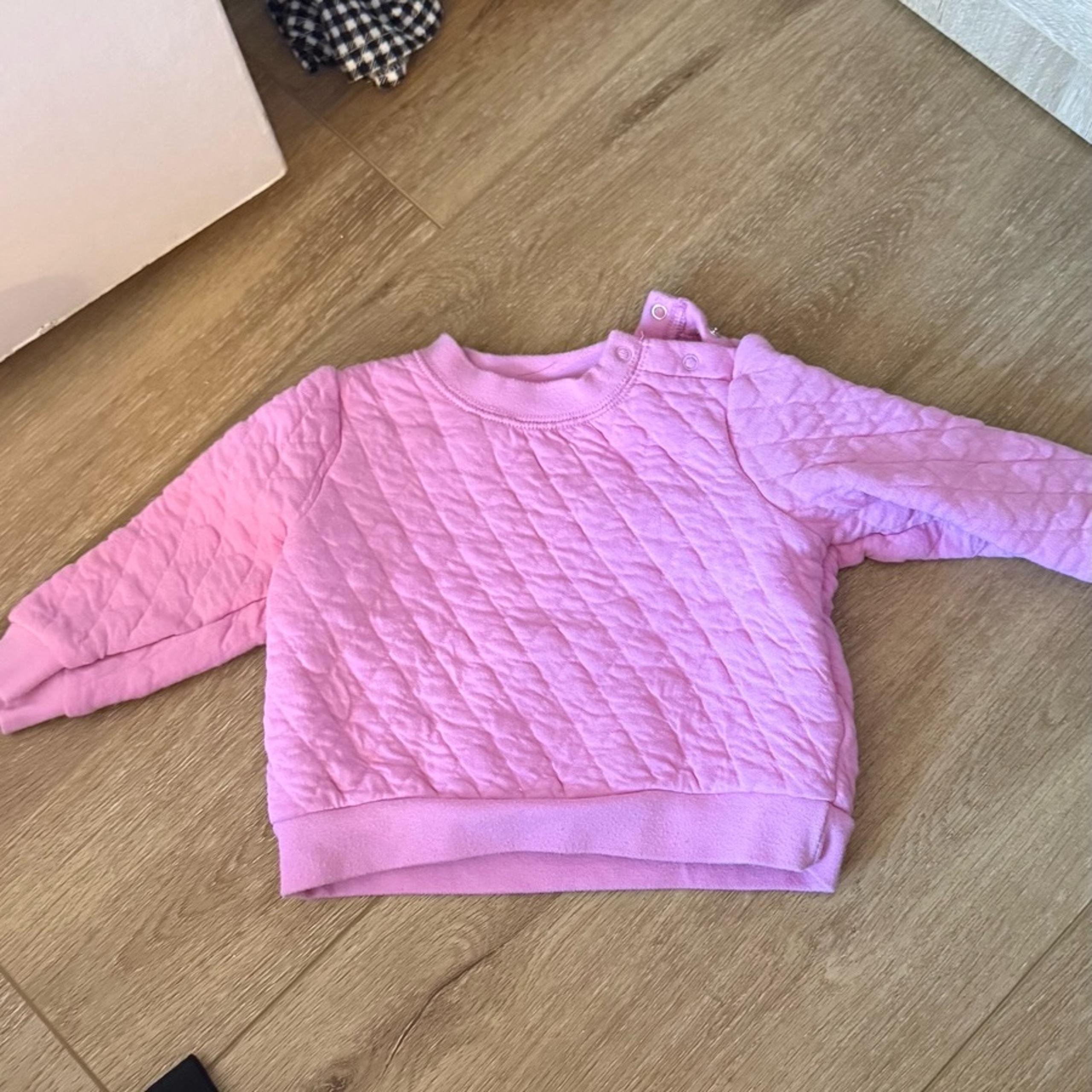 Pink sweatshirt size 12m