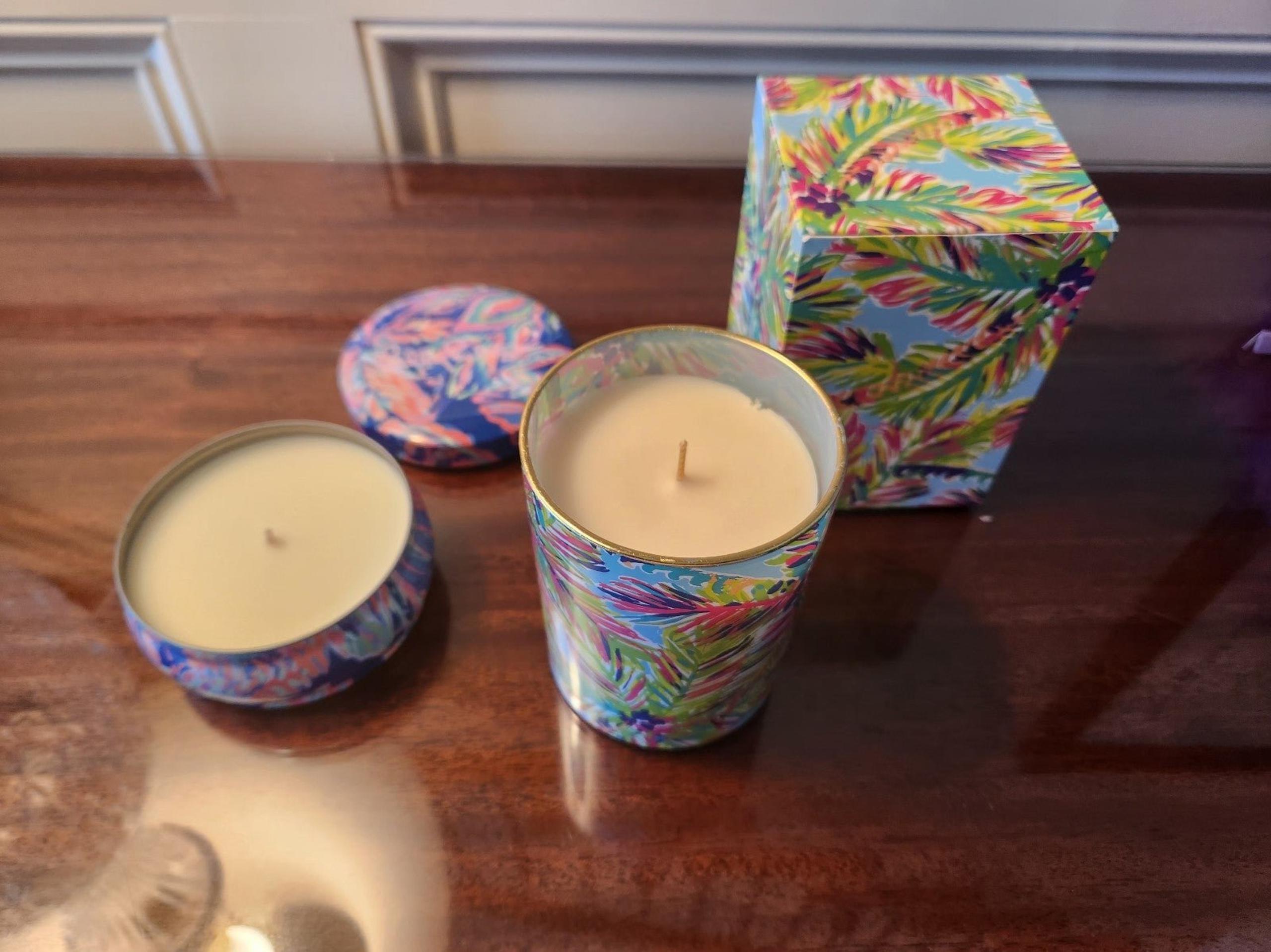New in Box Set of 2 Lilly Pulitzer Candles