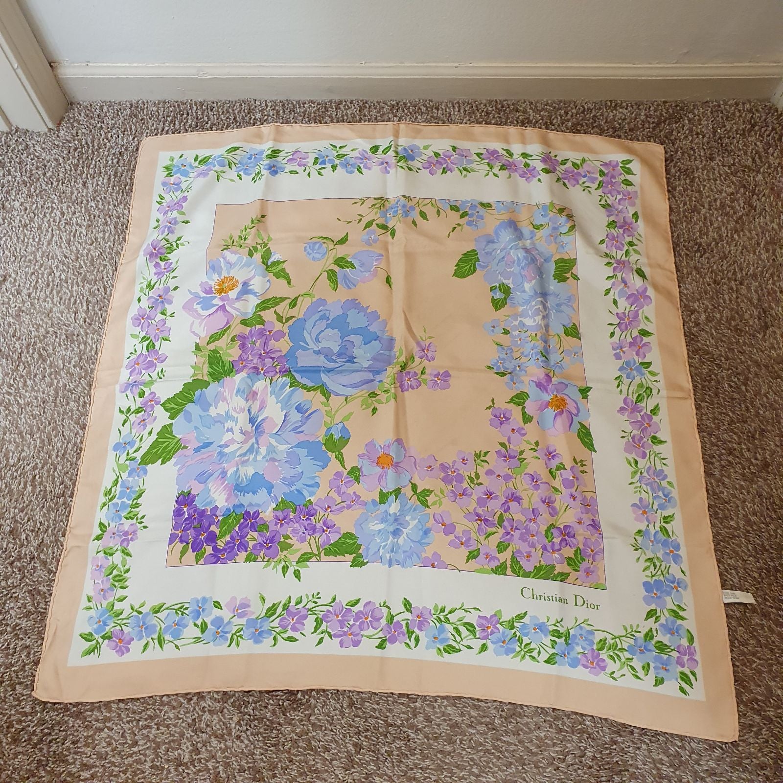 Christian dior scarf
