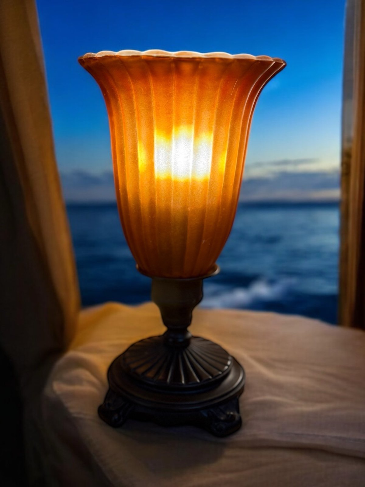 Vintage Art Nouveau Table Lamp Bronze with Frosted Glass Shade