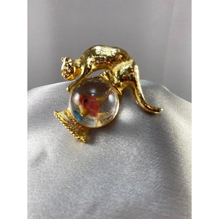 Avon Cat Pin Brooch on Lucite Goldfish Bowl Gold Crown Jewelry 60s Vintage