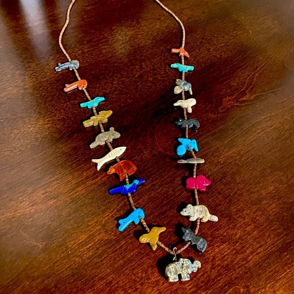 Vintage Zuni Stone Animal Fetish Necklace