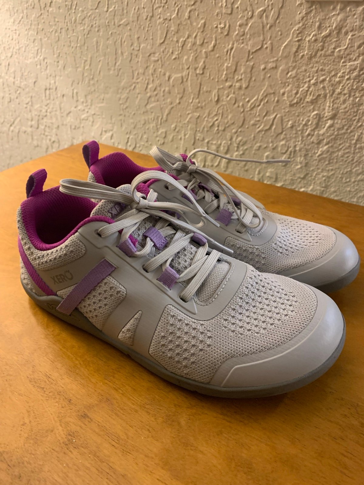 Xero barefoot tennis shoes size 8 women’s.