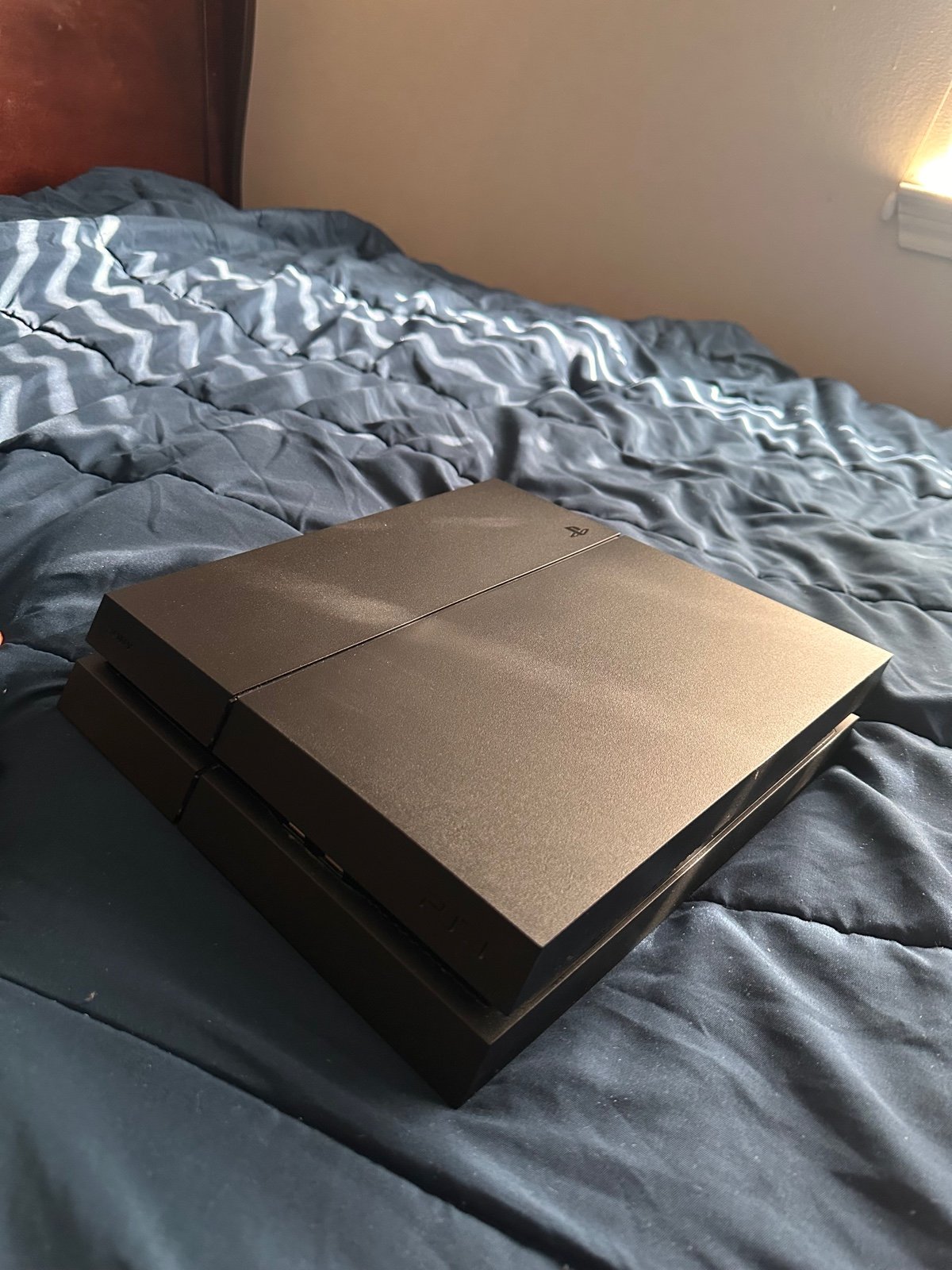 PlayStation 4 Console in Black 500 GB