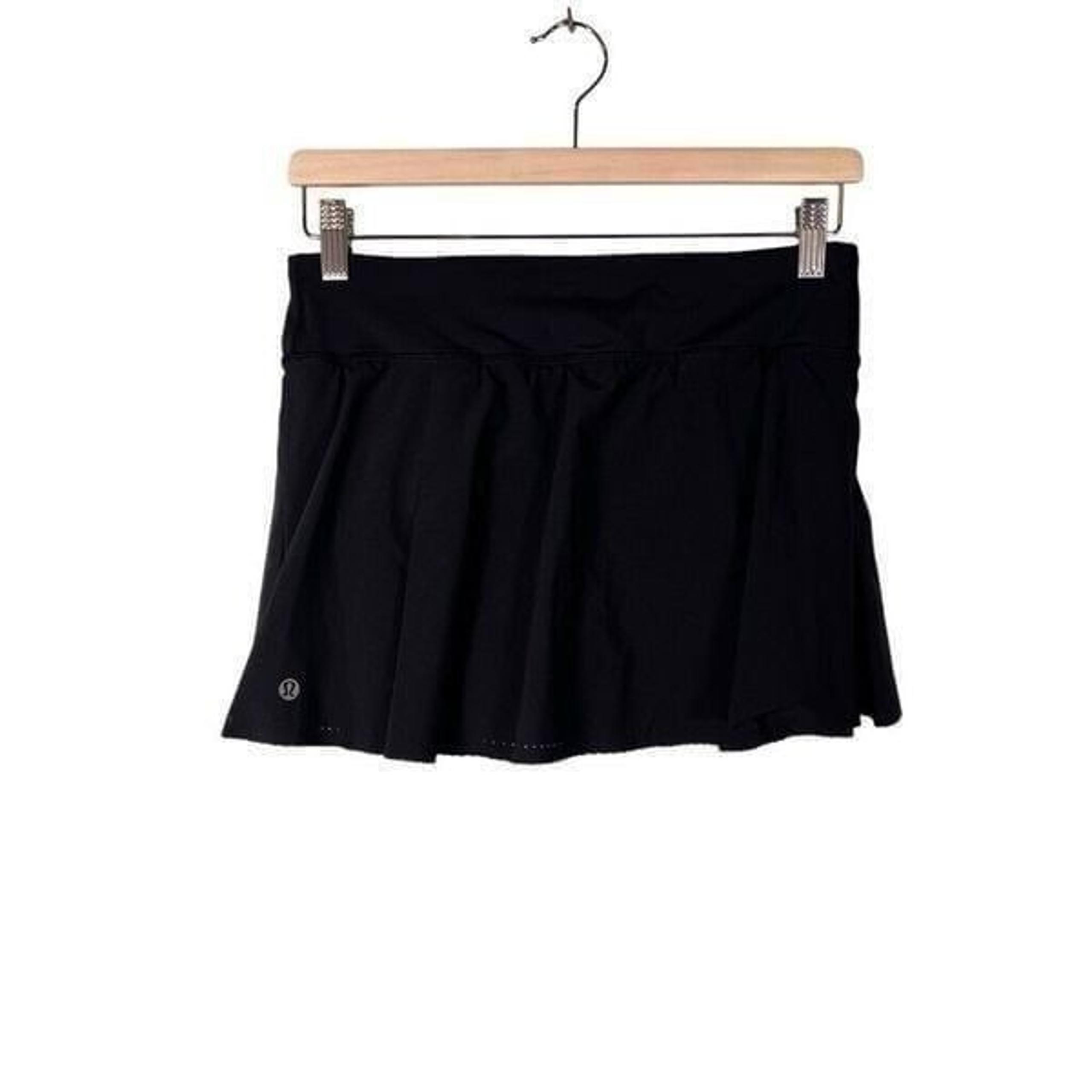 LULULEMON Womens Black Athletic Tennis Pleated Skort Size 6