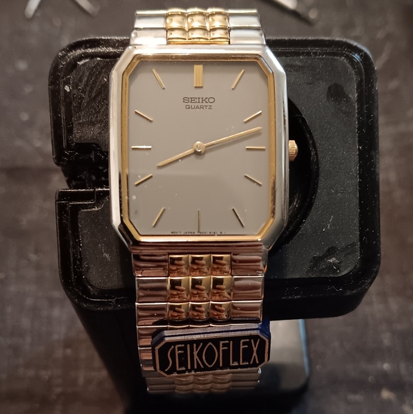 NEW without tags Seiko flex tank watch two tone gray