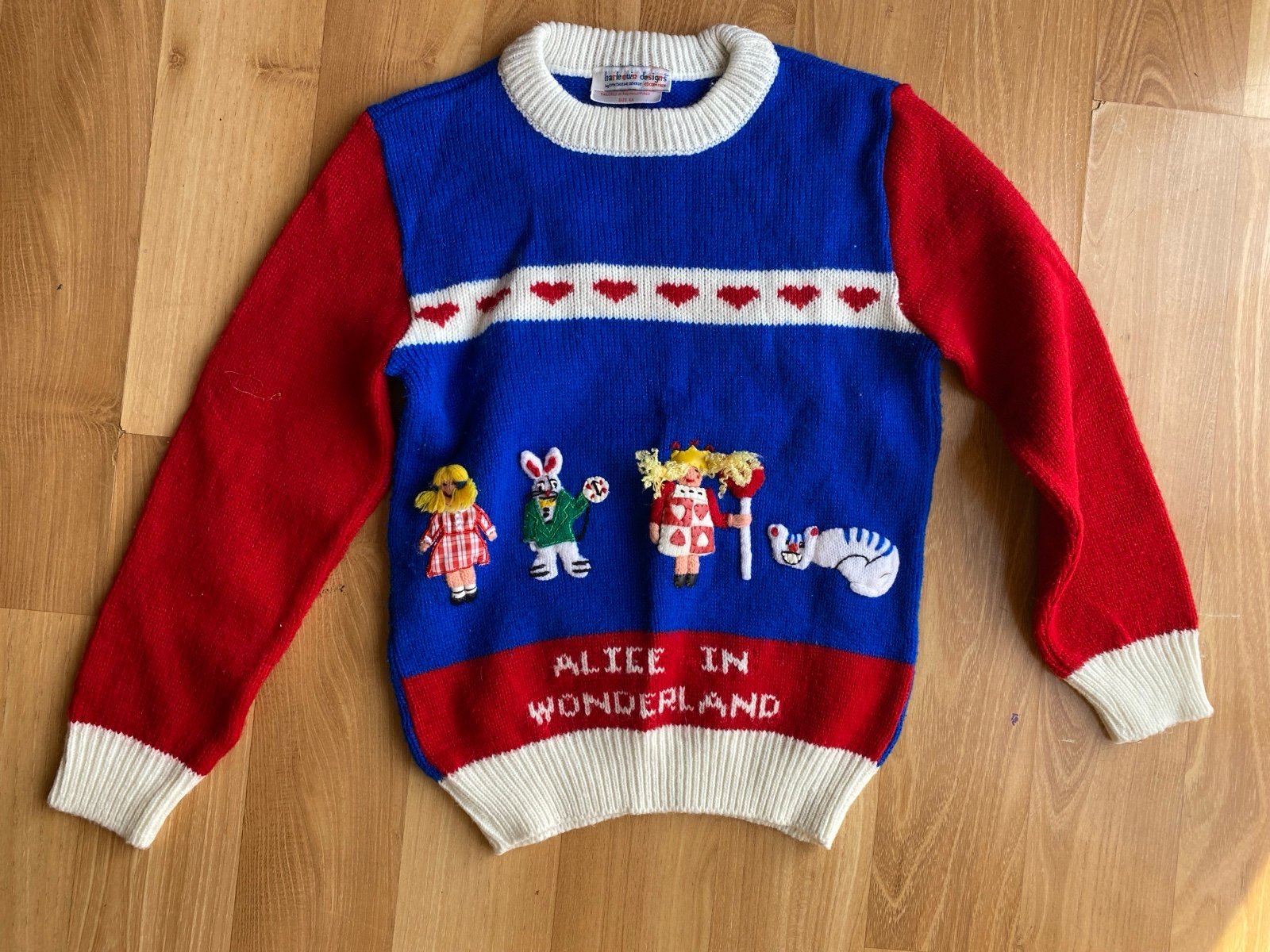 Vintage embroidered sweater Alice in wonderland