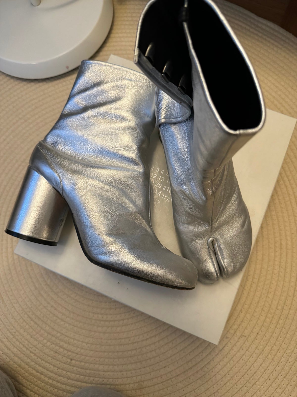maison margiela tabi boots size 39 silver