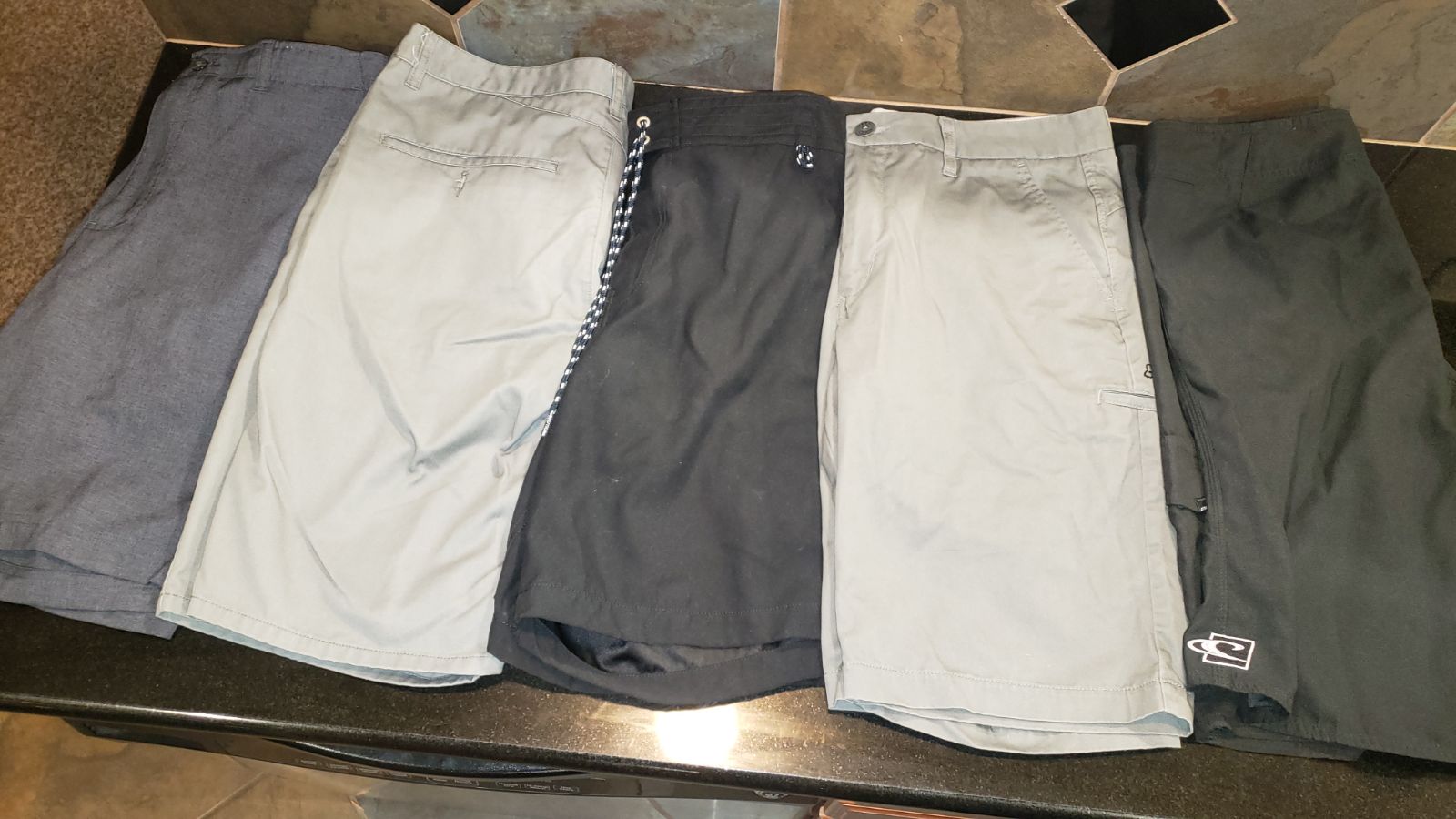 FOX/Volcom/Oneil/Nautica shorts Size 32-