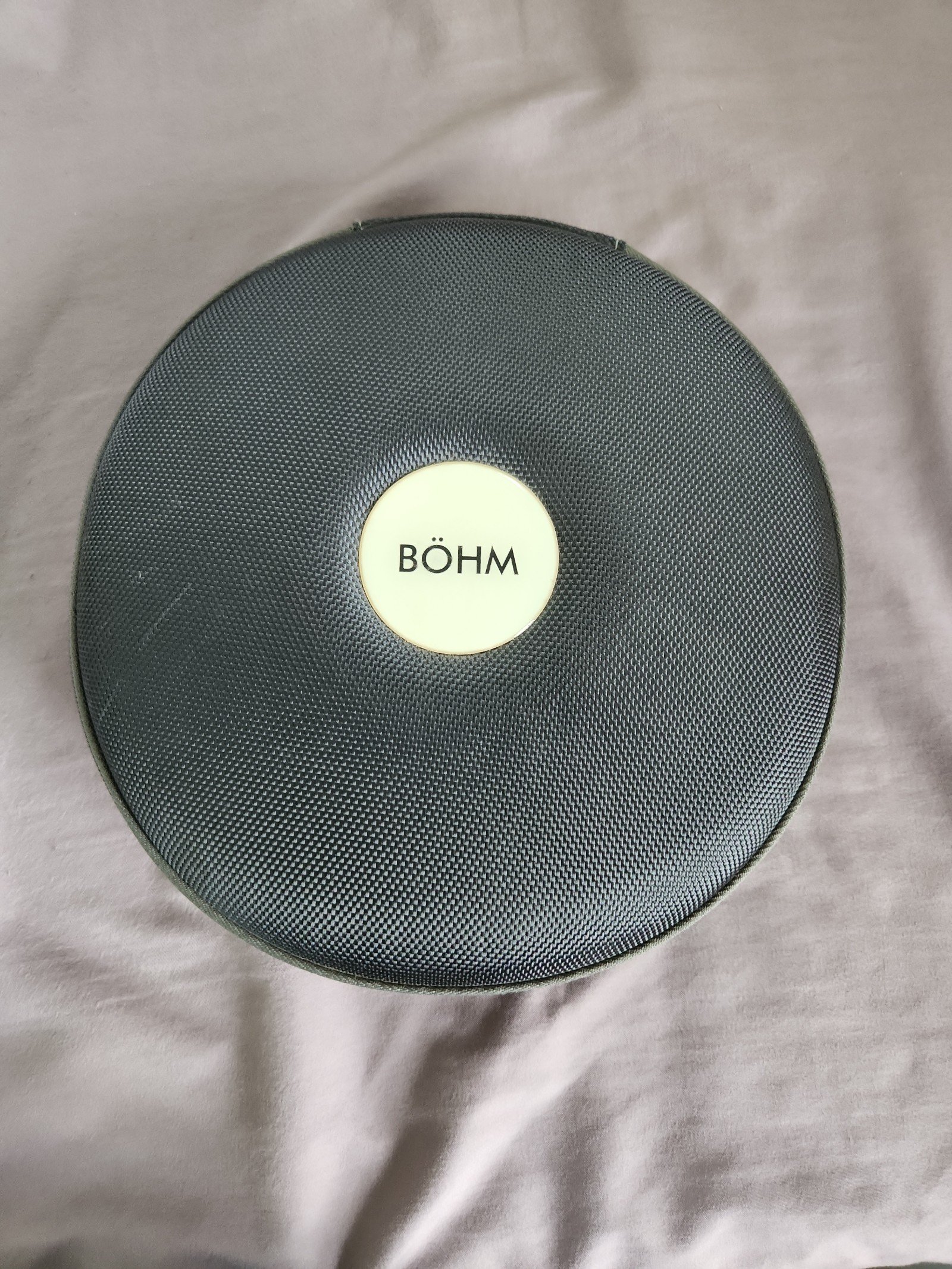 BOHM Noice canceling headphones
