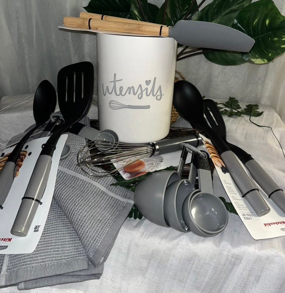 KITCHENAID GRAY UTENSILS / HOLDER SET