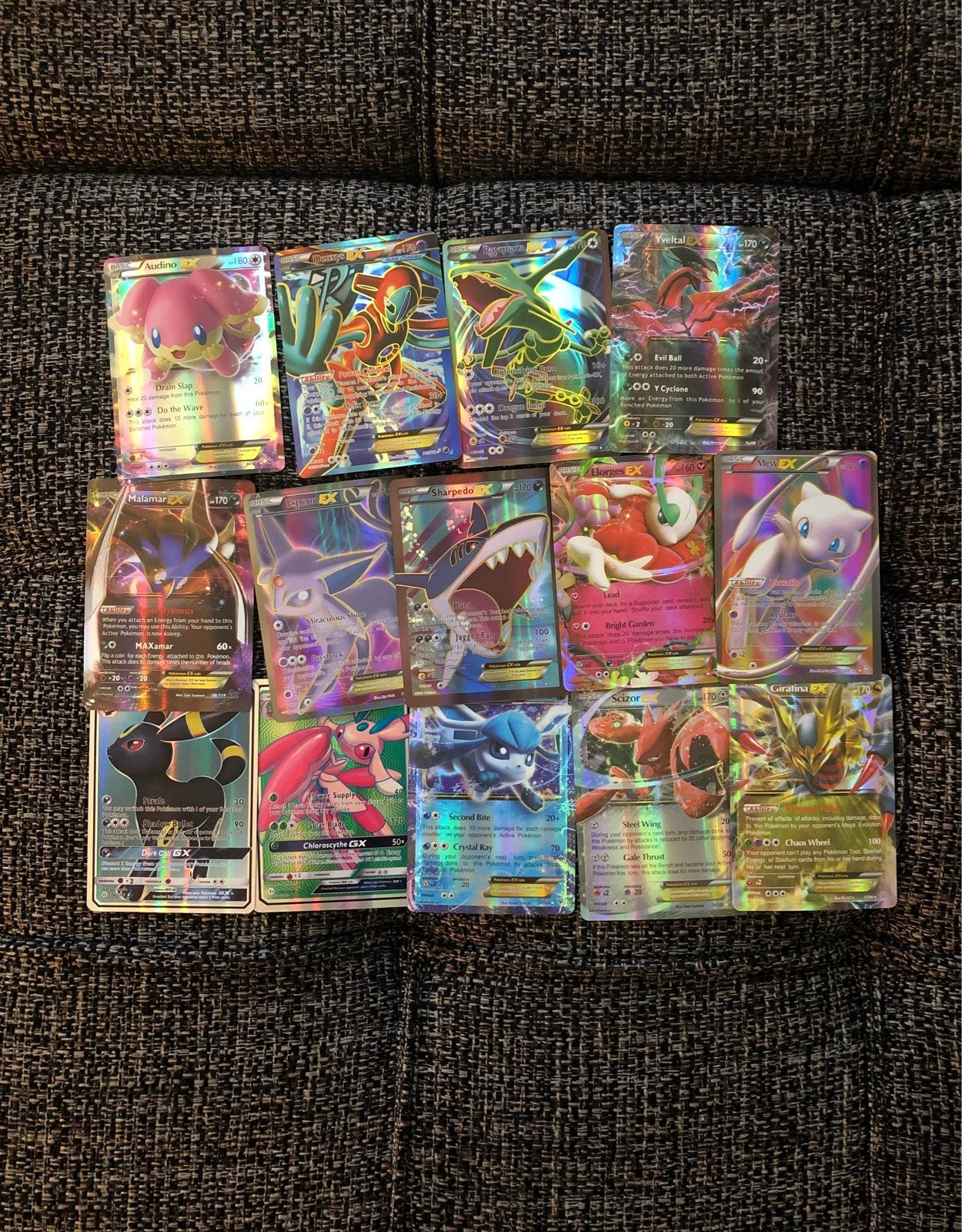 RARE POKEMON CARD LOT WORTH OVER 200