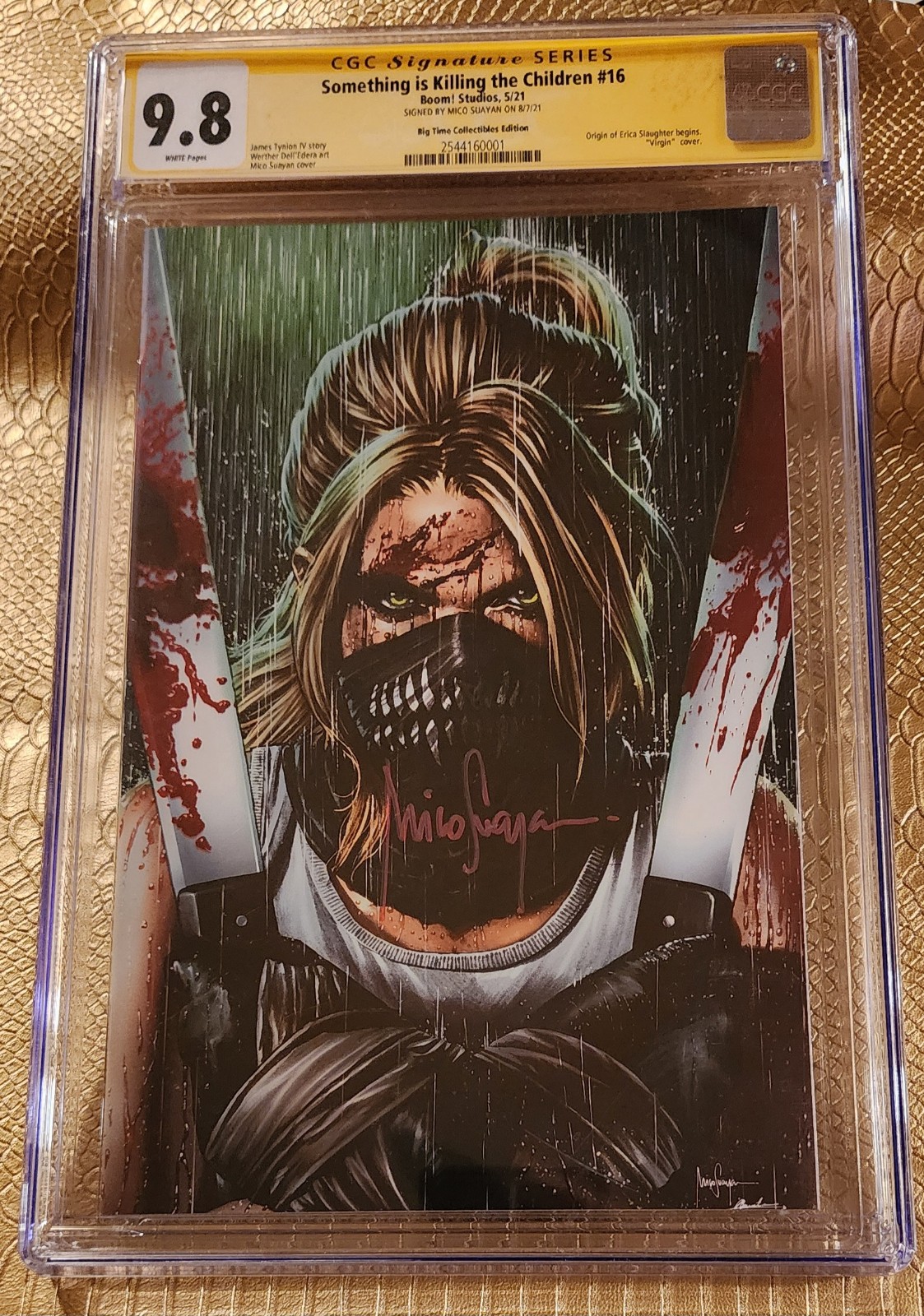 Something is Killing the Children #16 Mico Suayan VIRGIN *CGC 9.8 LTD 700 SIGNED