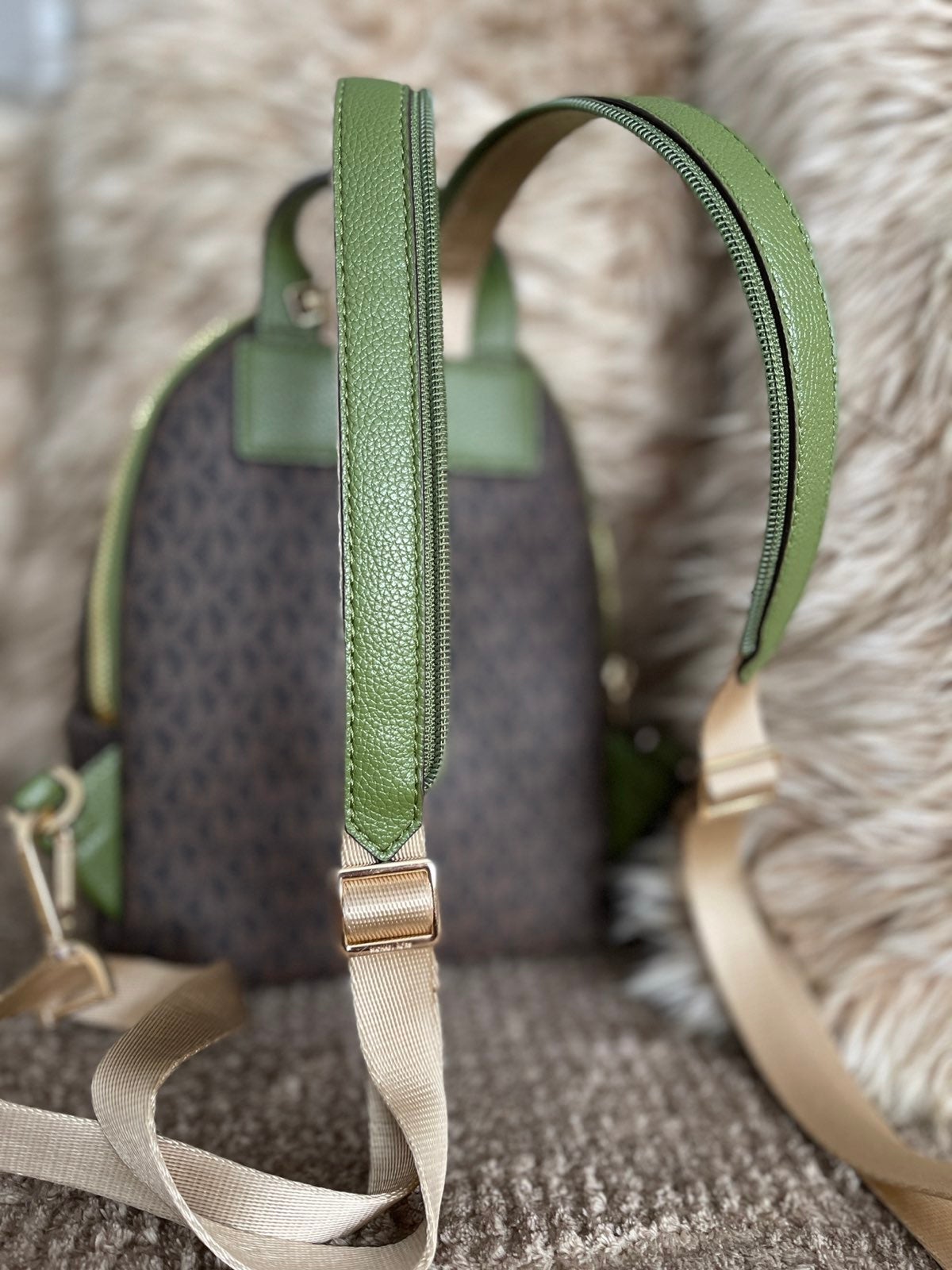 Shops MK Convertible backpack and wallet