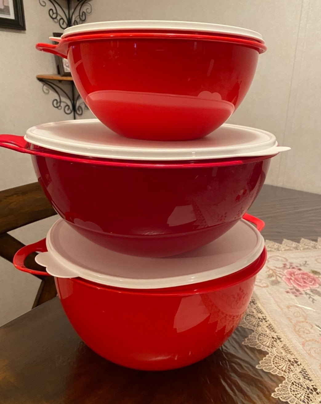 Tupperware bowls
