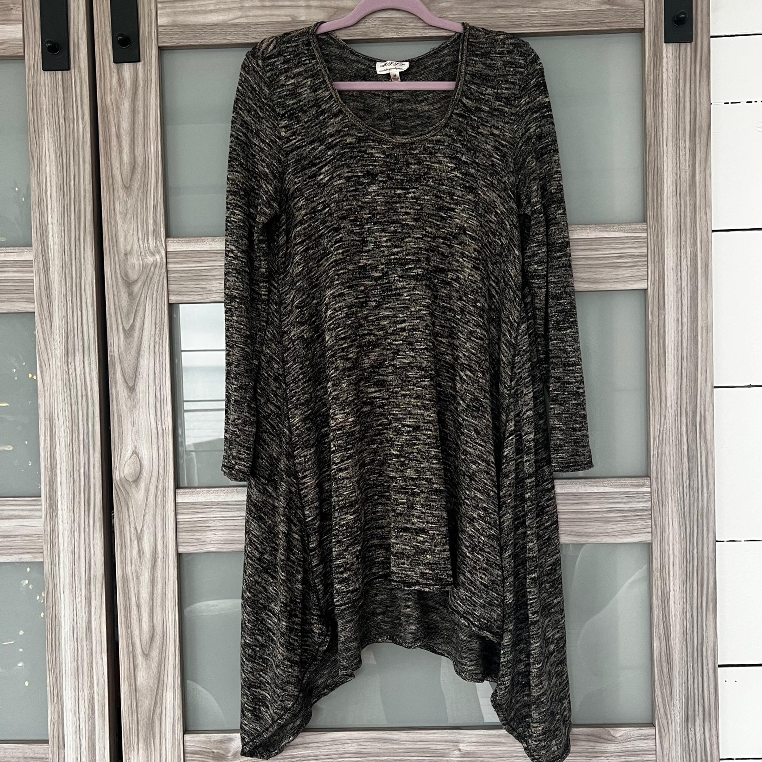 Max studio dress