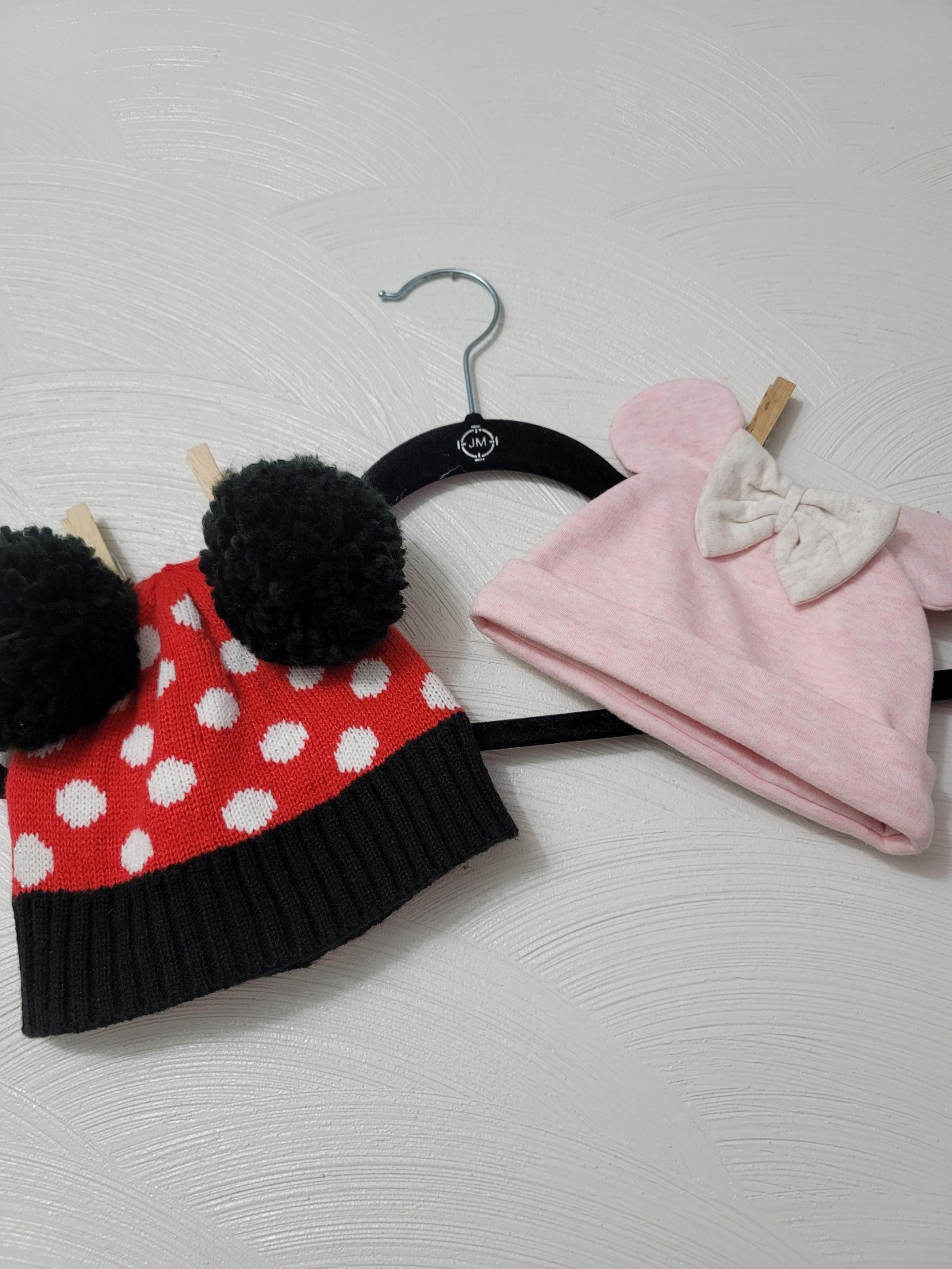Disney Minnie Mouse new collectible hats.
