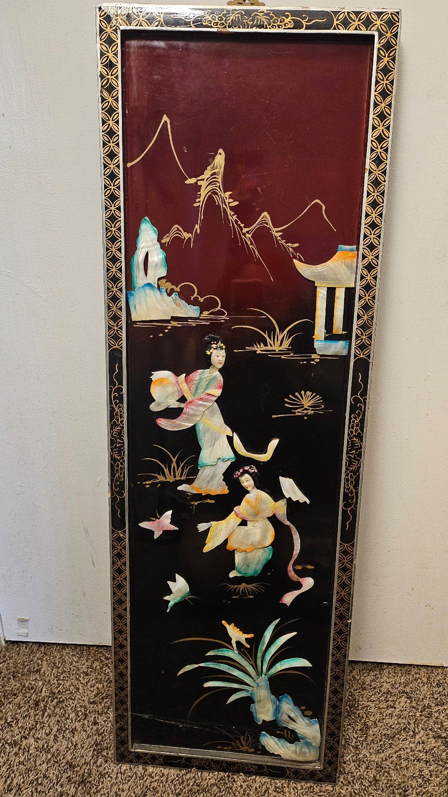 VINTAGE CHINESE MOTHER OF PEARL ALBALONE 3D SHELL ART