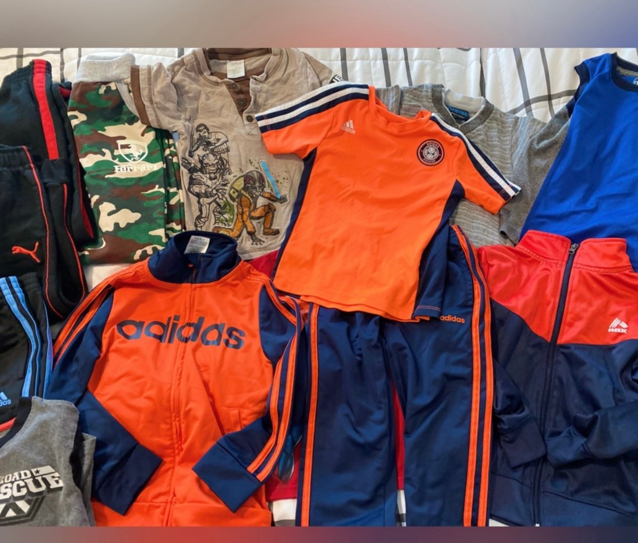 Large Boys mix lot of various brands sz boys 4+