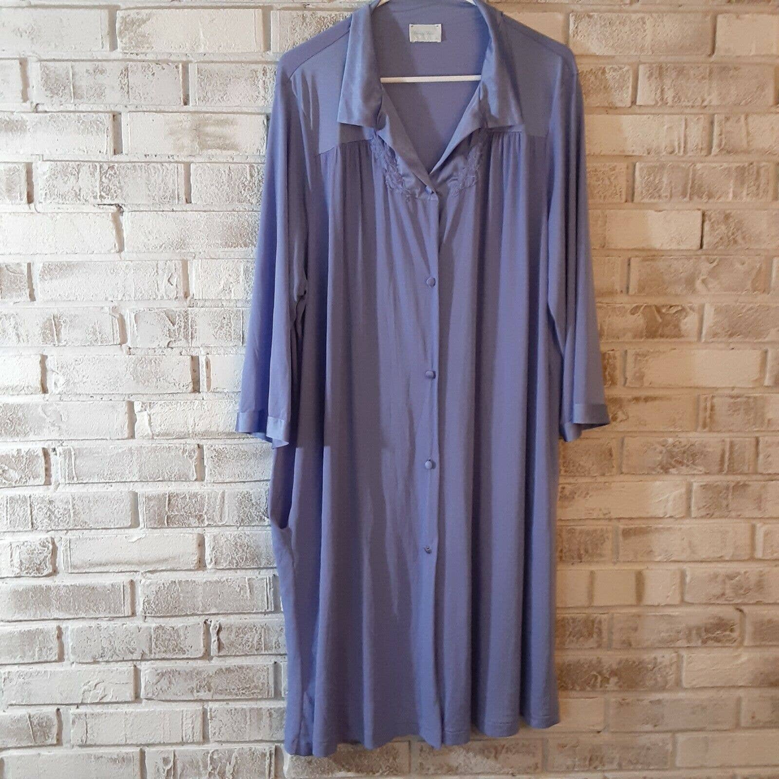 Vintage Vanity Fair Nightgown & Robe1X Romantic,Cottage,Grandma