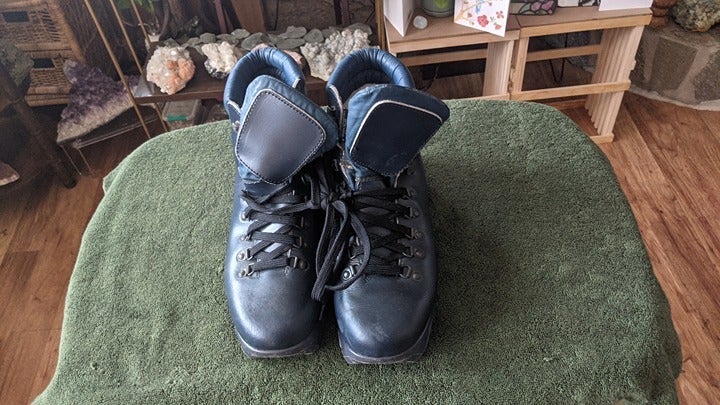 Vintage Alpina Cross Country Ski Boots BC
