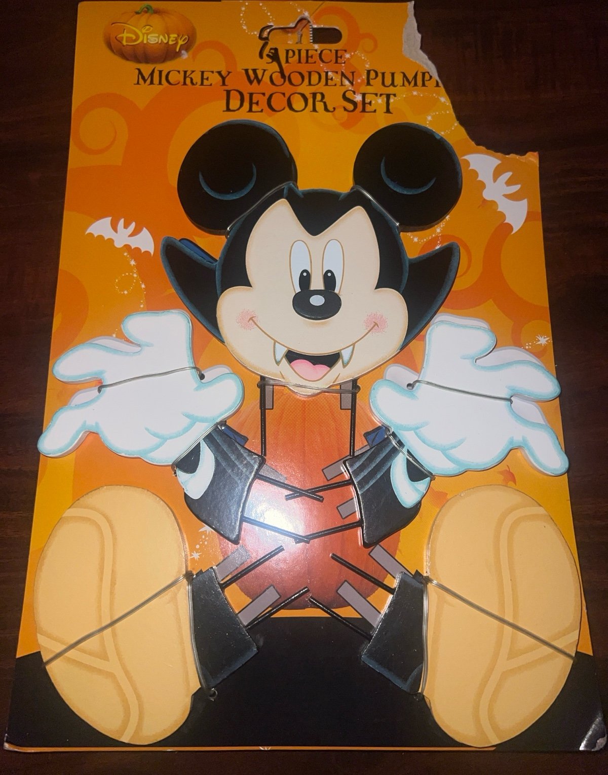 Mickey 2009 vintage Halloween pumpkin decor