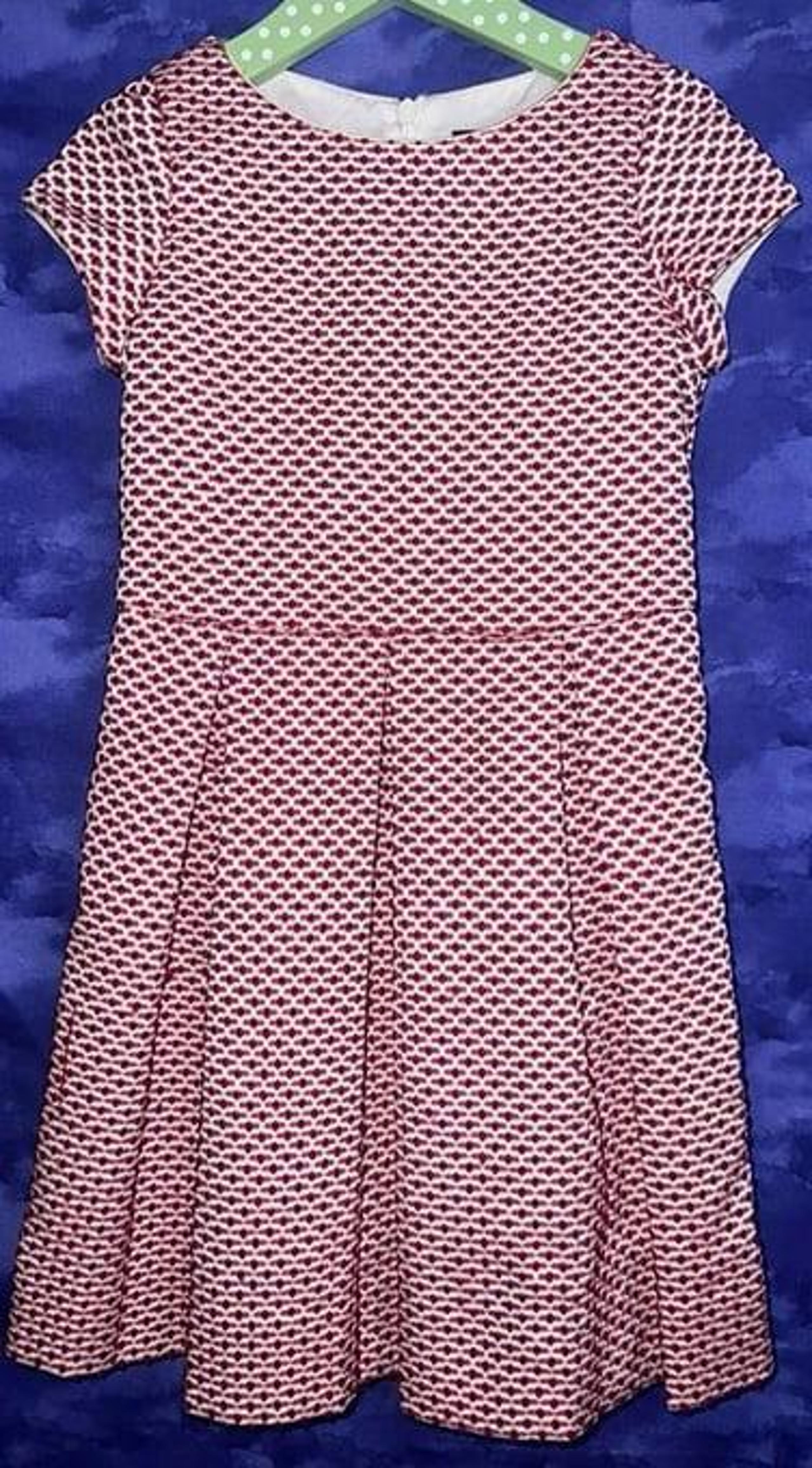 Busy Bees Fully Lined Short Sleeve Girl's Size 7 Dress