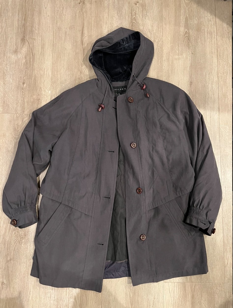 Perfect 90s Vintage dark gray short trench coat