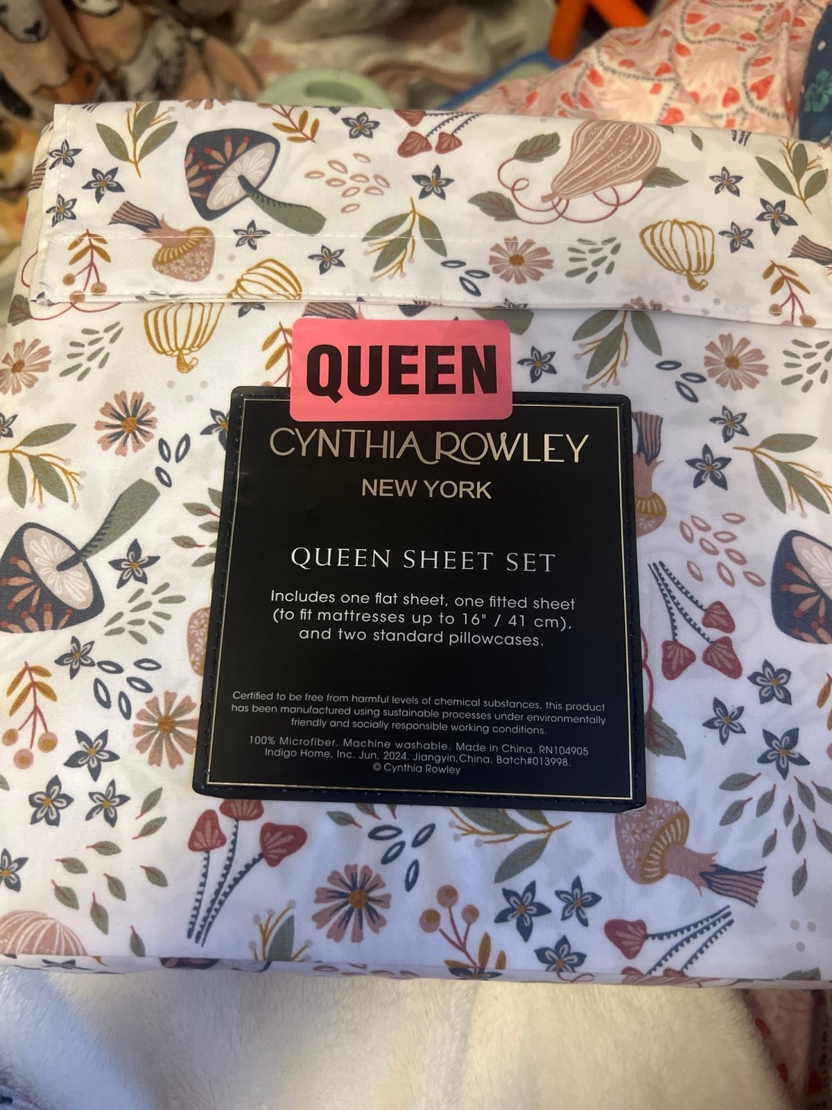 Cynthia Rowley Mushroom Queen bed sheet set