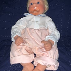 1998 Lee Middleton original Baby doll