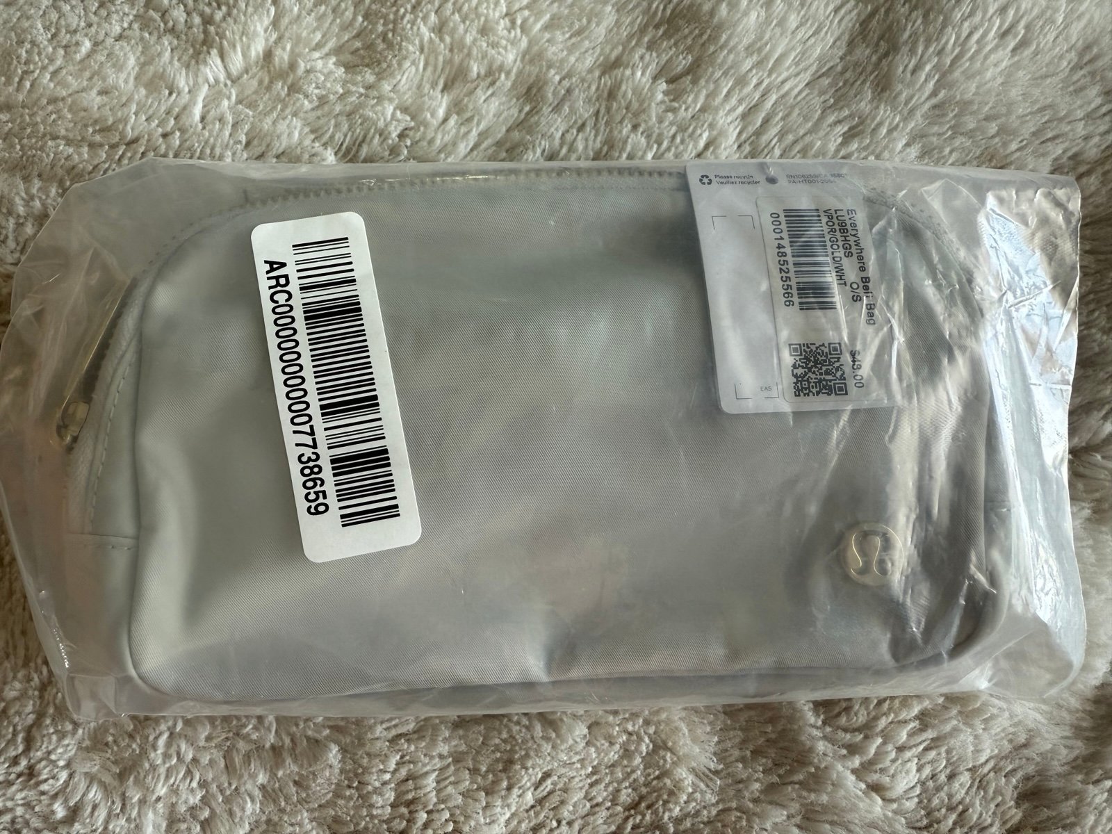 NEW Lululemon Everywhere Belt Bag 1L Wordmark Vapor/Gold