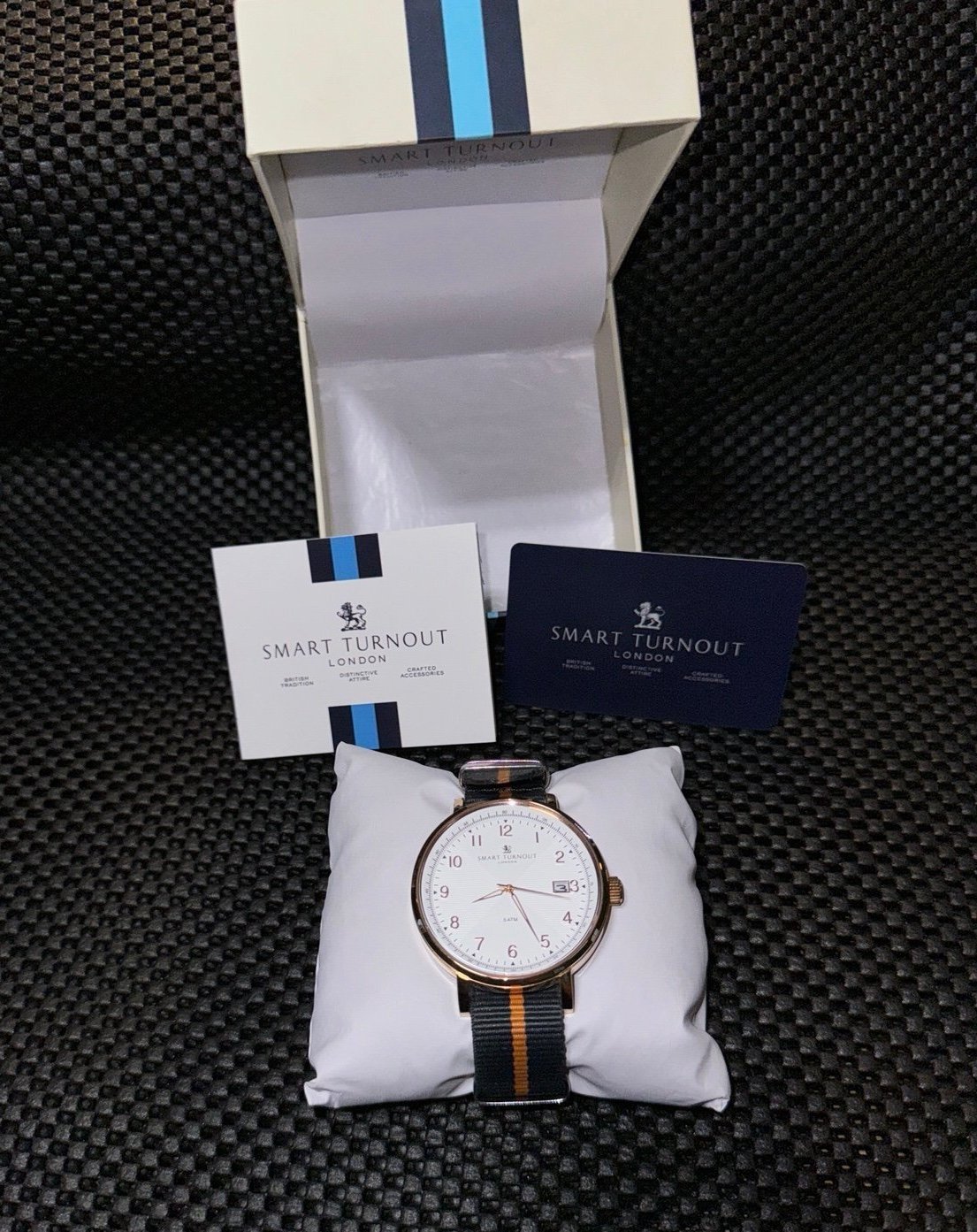 Men’s Smart Turnout London Watch Wristwatch w/ Box & Papers!