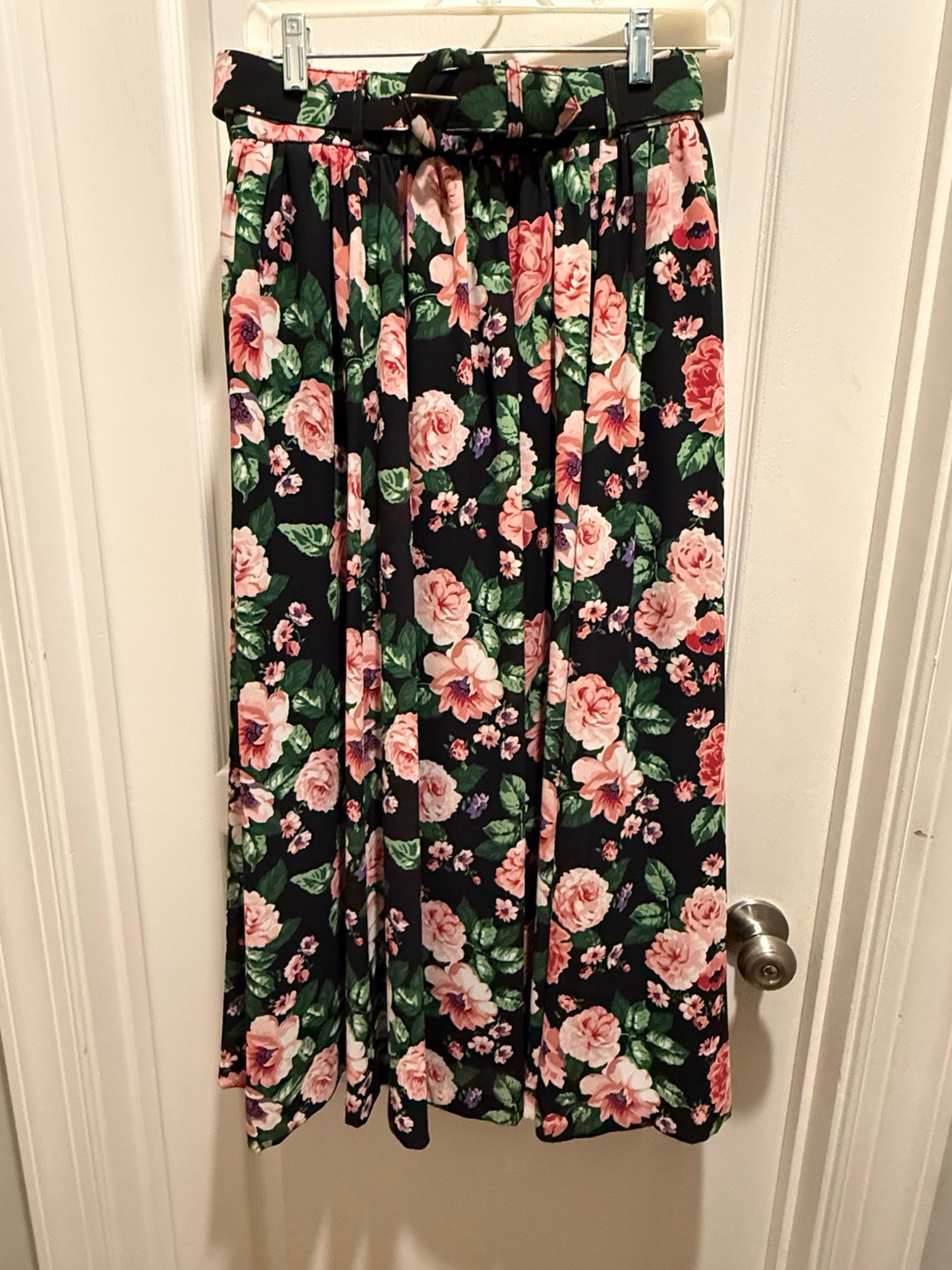 JH Collectibles Black and Pink Maxi
A-Line Skirt size 10