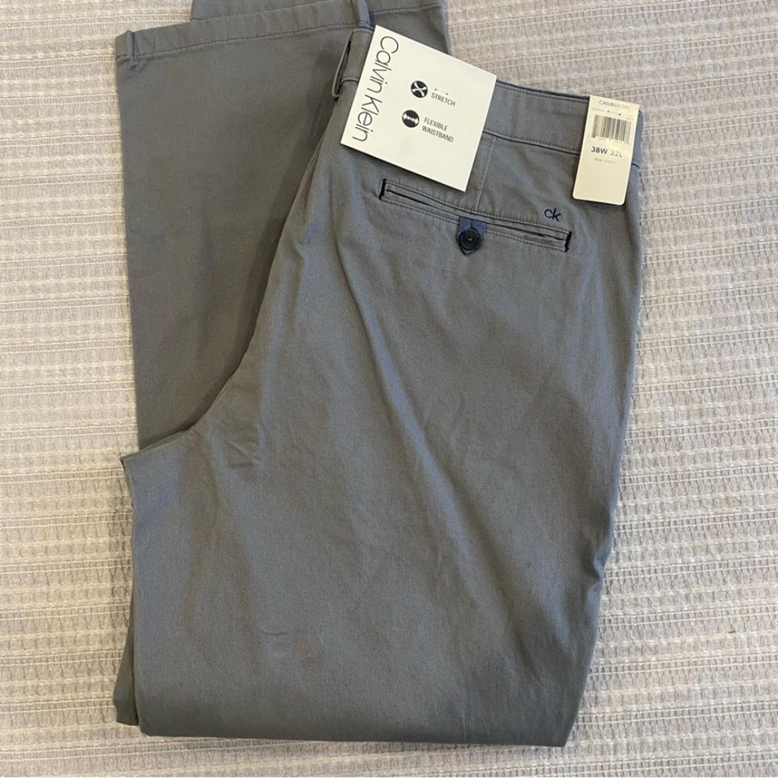Calvin Klein Men’s Stretch Flexible Waistband Pants Greige 38 X 32
