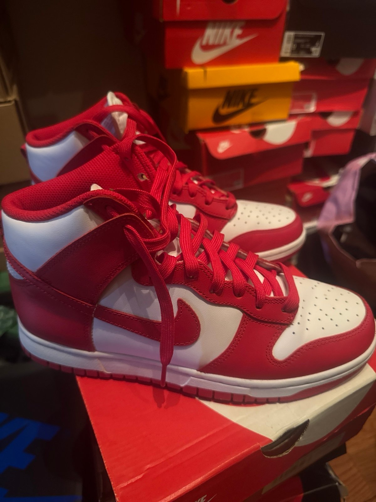 Nike Dunk Hi University Red