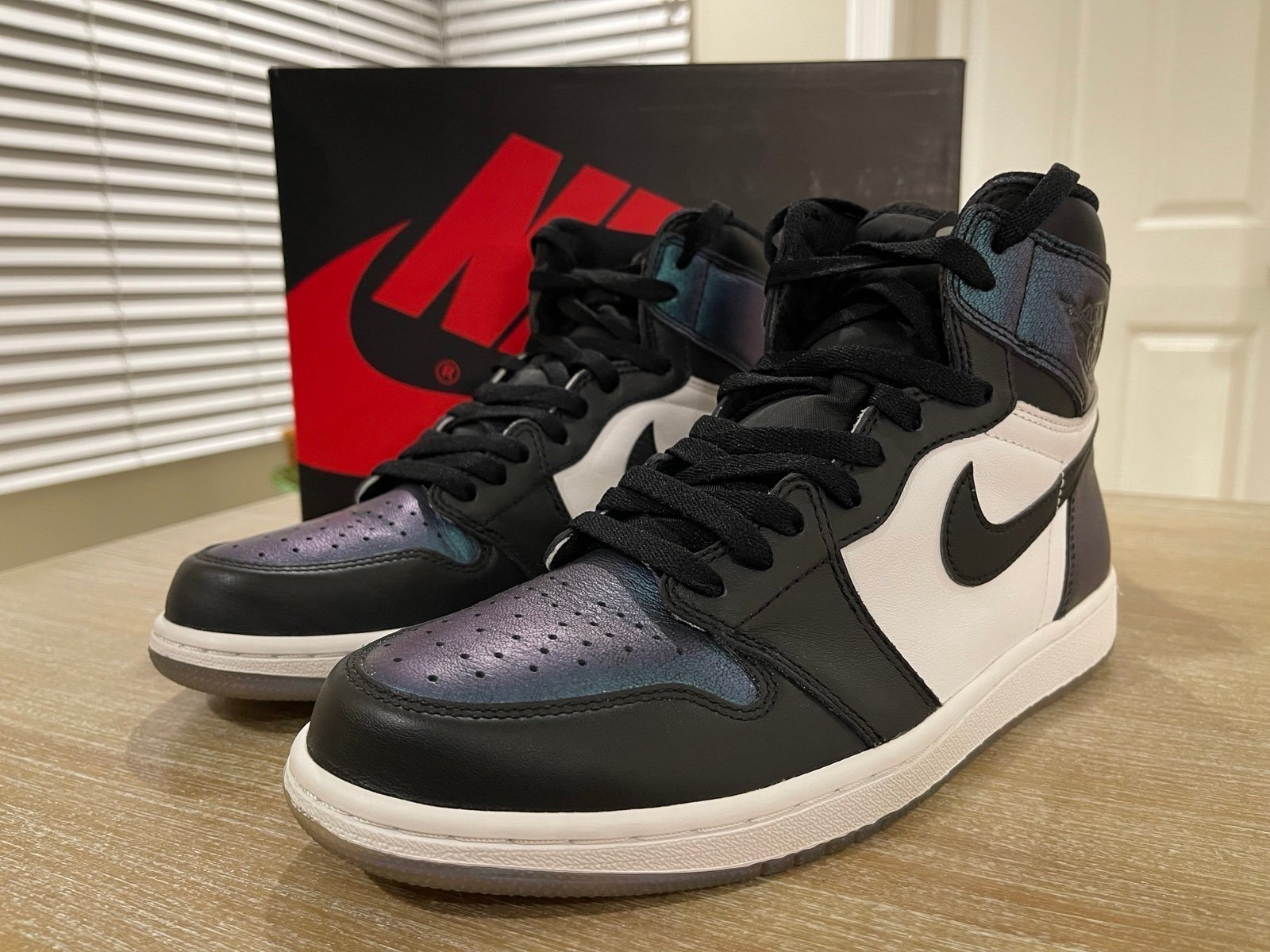 Air Jordan 1 High OG “All-Star Chameleon (2017)