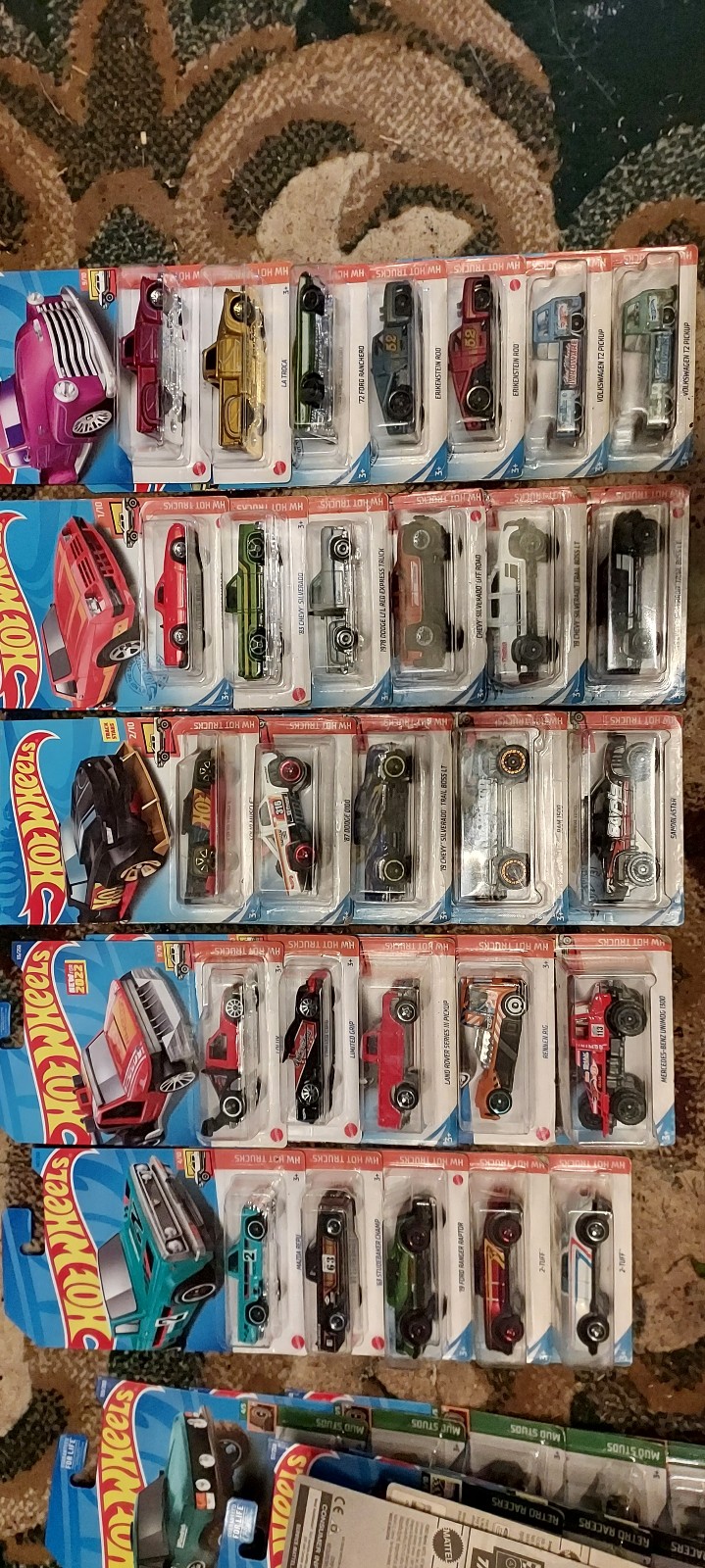Hot wheels hot trucks bundle