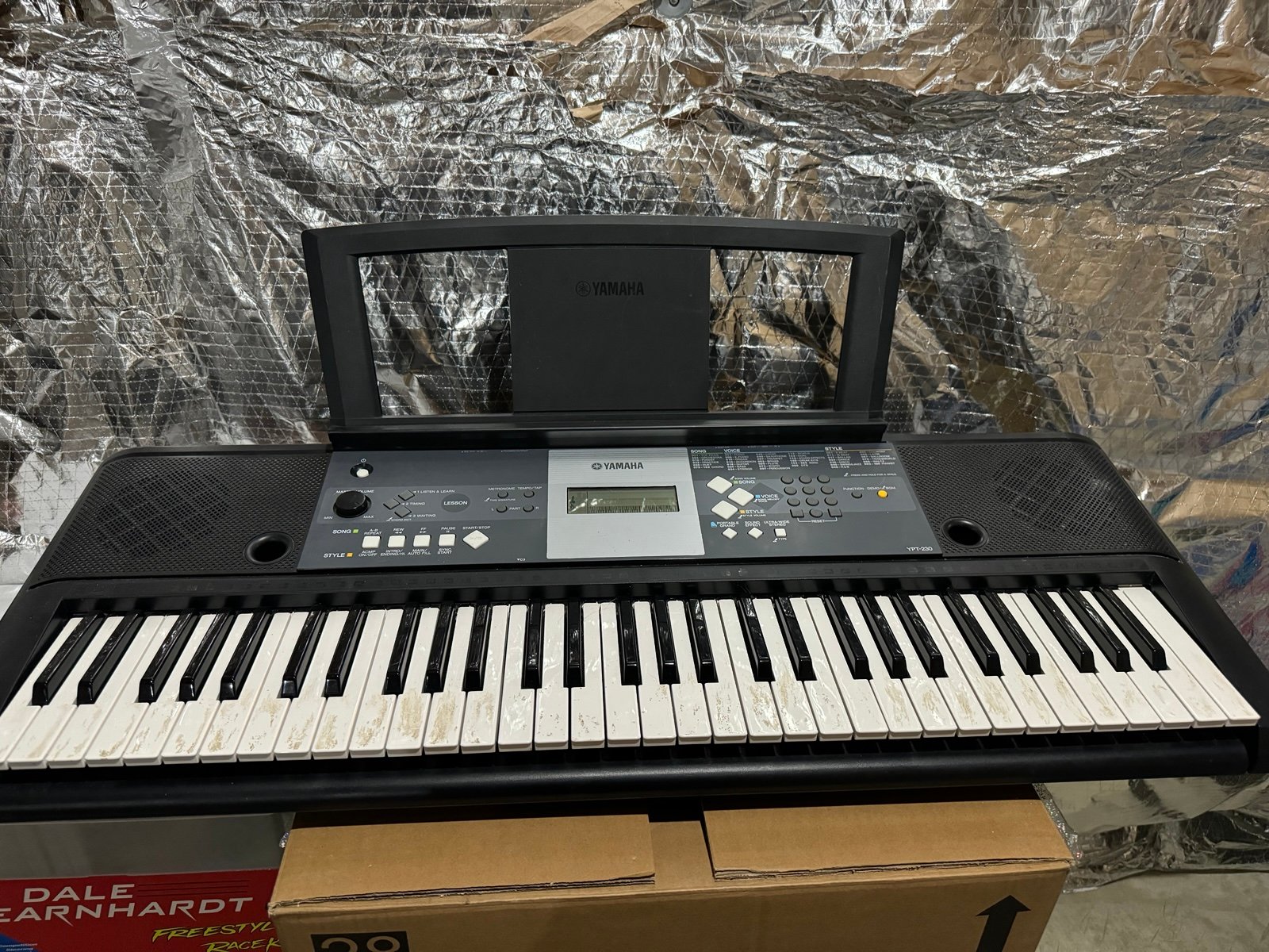 Yamaha Keyboard YPT-230