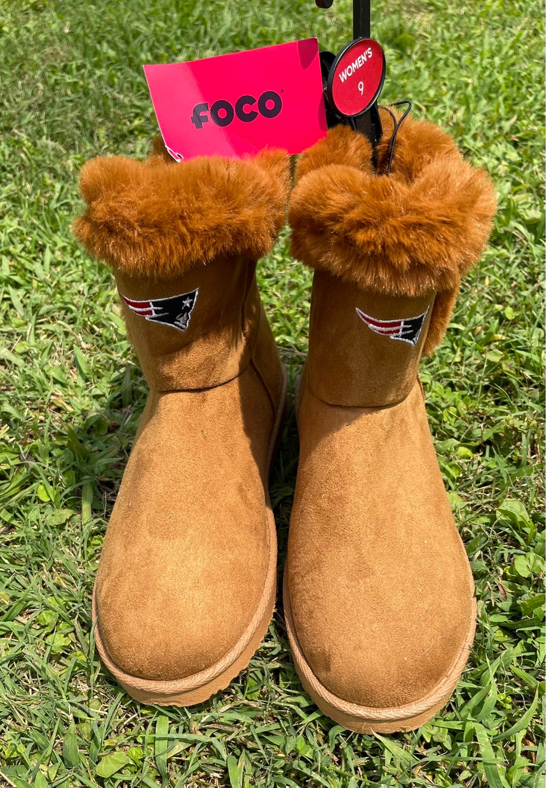 NFL Patriots Women's Size 9 boots