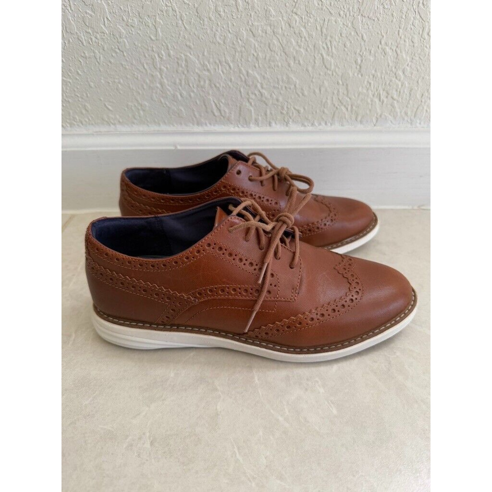 Cole Haan Grandevolution Shortwing Oxford Woodbury Leather Brown 7.5B W08369