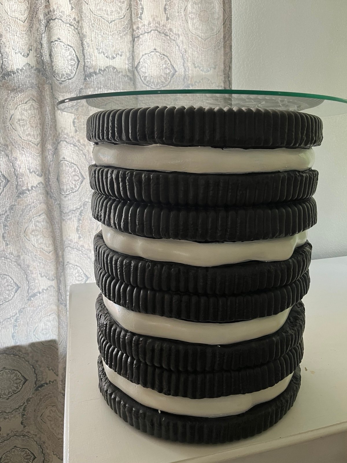 VIRAL TIKTOK OREO STOOL / Oreo beside table