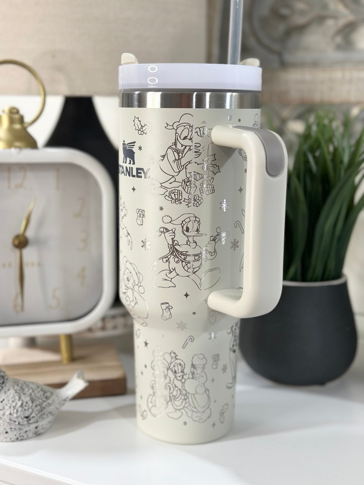 40oz Engraved Tumbler: Disney Christmas