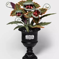 2020 Target Halloween Hyde & EEK Large Faux Ghoulish Garden Planter Venus Fly