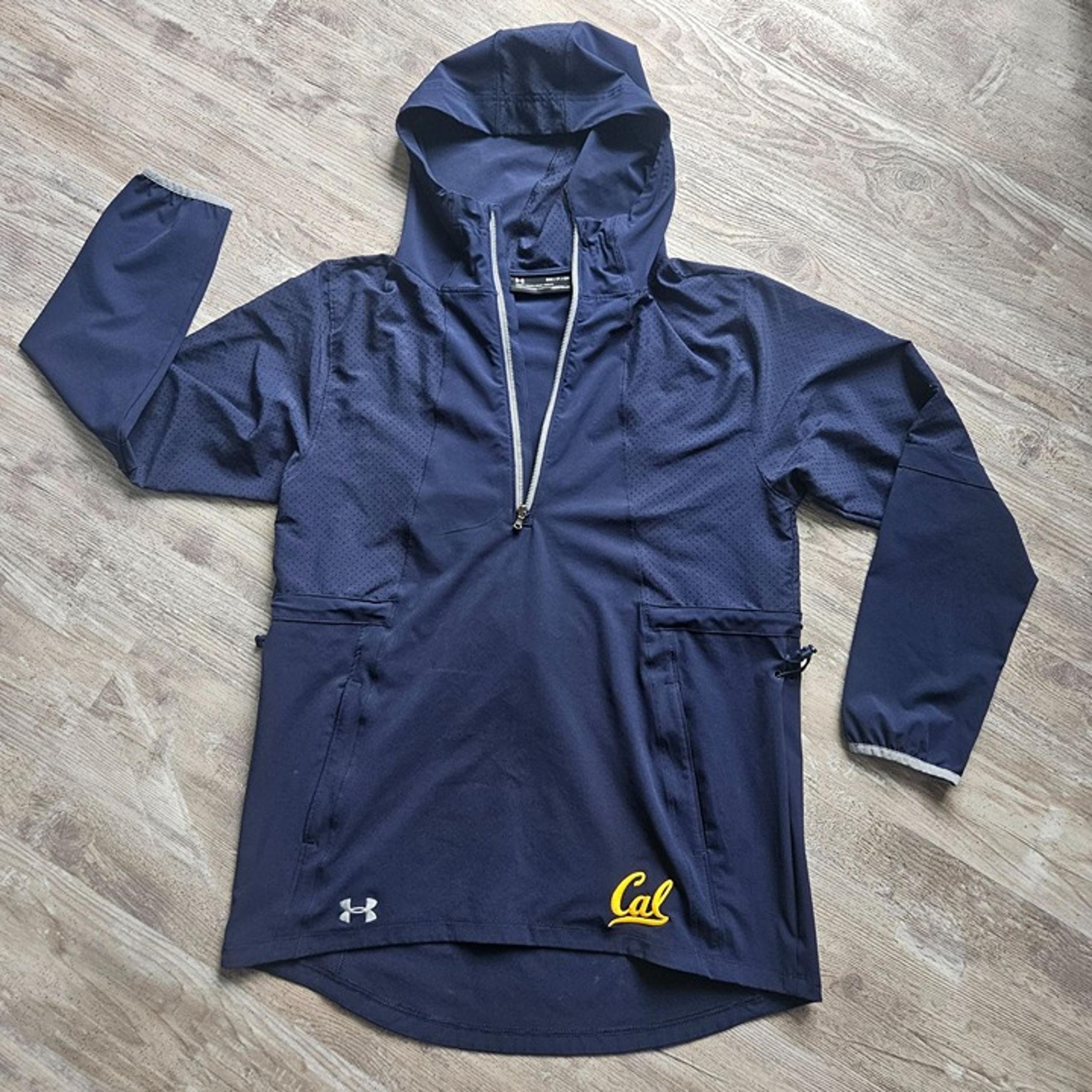 California Golden Bears Under Armour Cal Navy Squad Woven 1/2 Zip HeatGear Sz S