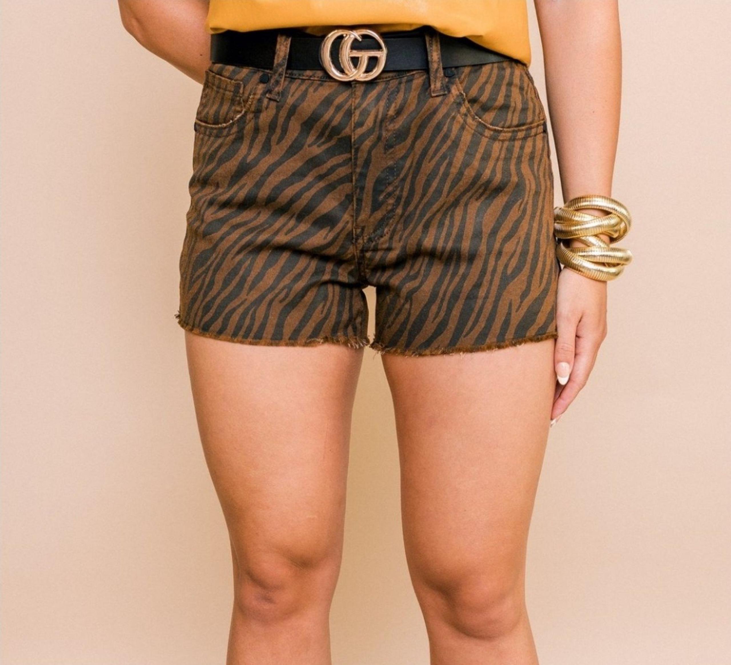 Kut From the Kloth Womens Shorts Size 18 Jane Tiger Print High Rise Frayed NWT