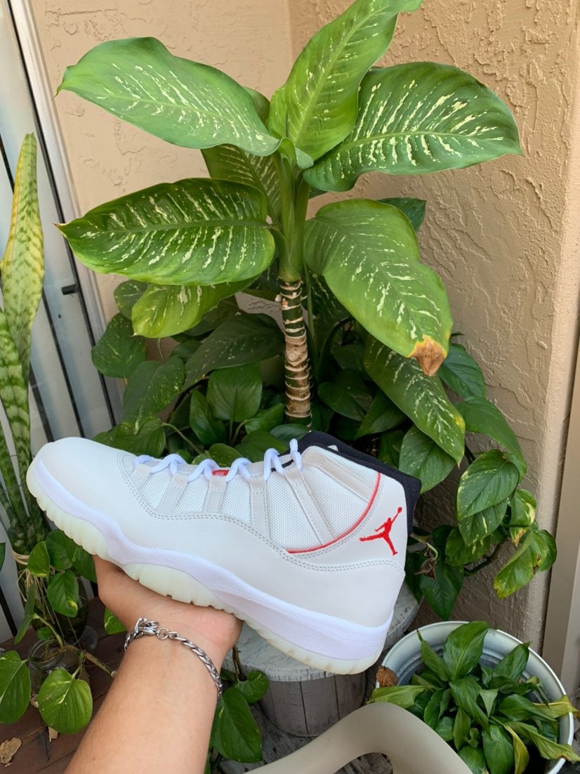 Air Jordan 11 Retro platinum tint